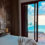 Feriehus Trendy Isabella, Heated Pool Playa Blanca (Lanzarote)
