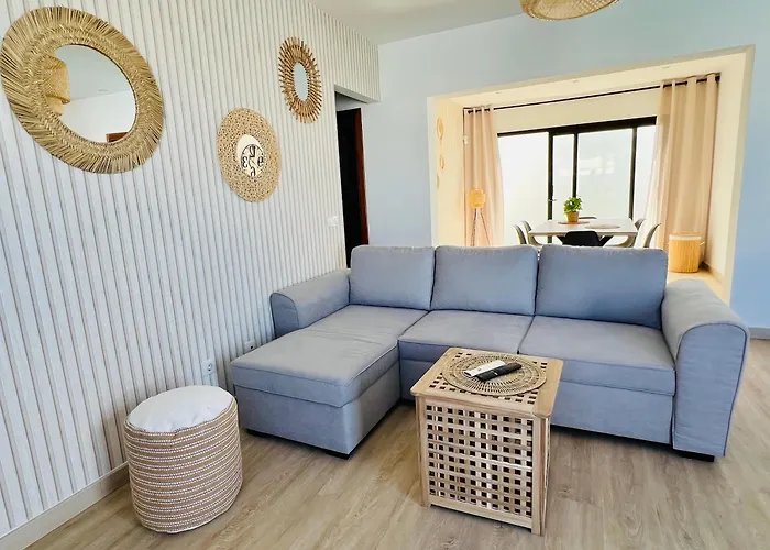 Trendy Isabella, Heated Pool Prázdninový dům Playa Blanca (Lanzarote)