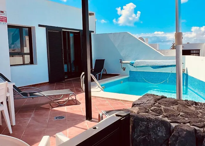 Trendy Isabella, Heated Pool *