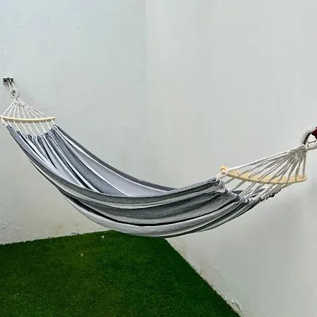 Semesterbostad Trendy Isabella, Heated Pool *