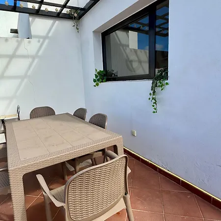 Trendy Isabella, Heated Pool Holiday home Playa Blanca (Lanzarote)